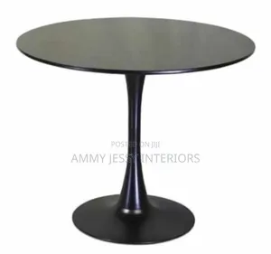 Round Table