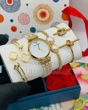 Female Stainless Steel Wristwatch