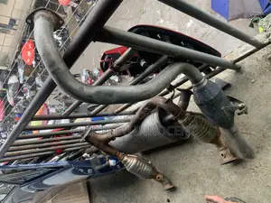 Complete Exhaust With Center Catalyst Toyota 4runner 2010