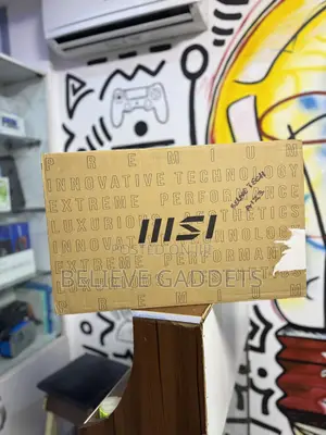 New Laptop MSI 32GB Intel Core I9 SSD 1T
