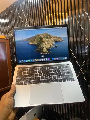 Laptop Apple MacBook Pro 2019 16GB Intel Core i7 SSD 512GB