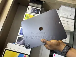 Apple iPad Pro 13 (2024) 512 GB Black