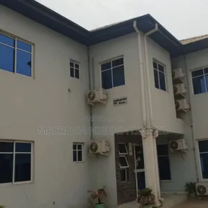 22 Rooms Hotel in Baruwa