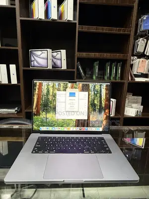Laptop Apple MacBook Pro 2021 M1 16GB Apple M1 Pro SSD 512GB