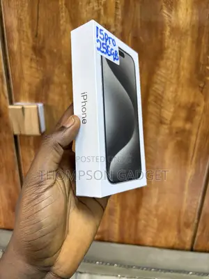 New Apple iPhone 15 Pro 256 GB