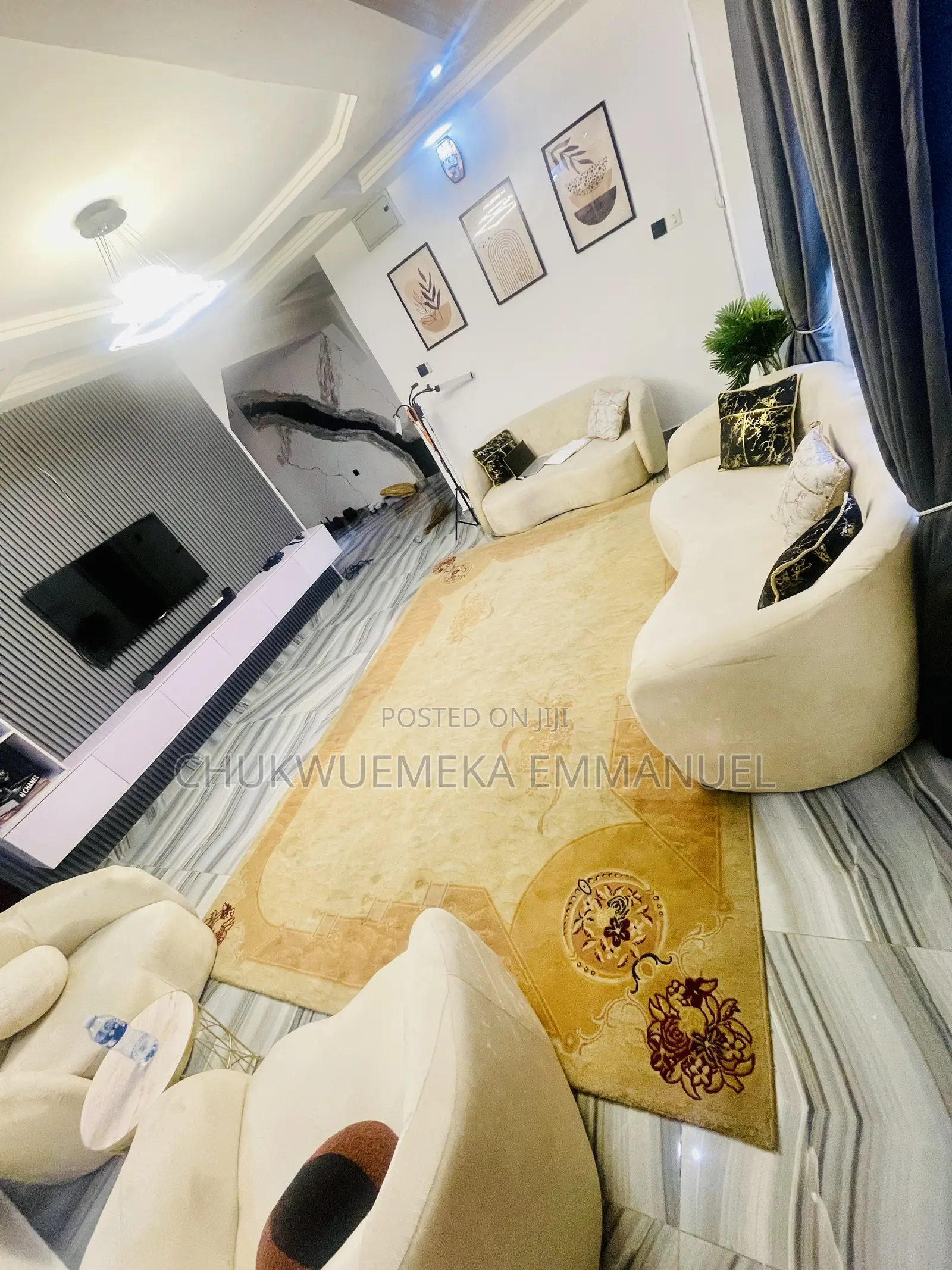 Centre Rug