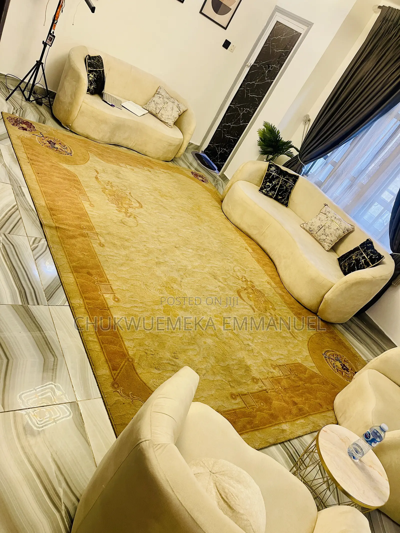 Centre Rug