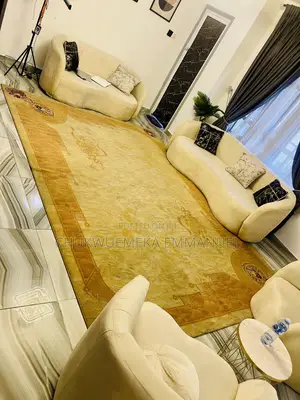 Centre Rug