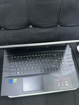 Laptop MSI Pulse GL76 16GB Intel Core I7 SSD 1T