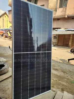 600w Jinko Mono Solar Panels
