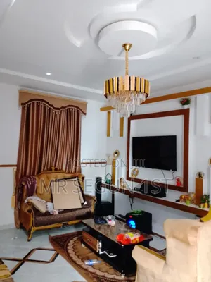 3bdrm Bungalow in Common Wealth Estate, Akala Express for sale