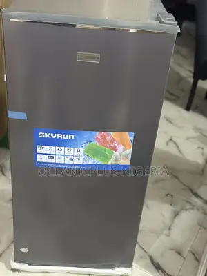 Skyrun Smart Freeze 160 L Refrigerator (Model BCD-160hc).