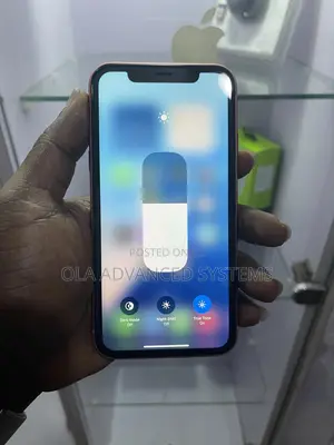 Apple iPhone XR 128 GB Red