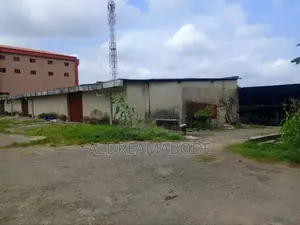 Captivating, Large Warehouse