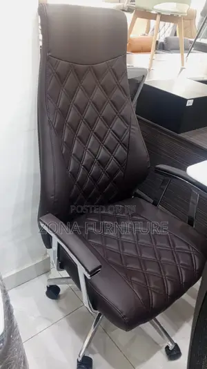 High Quality Foreign Design Executive Office Swivel Chair