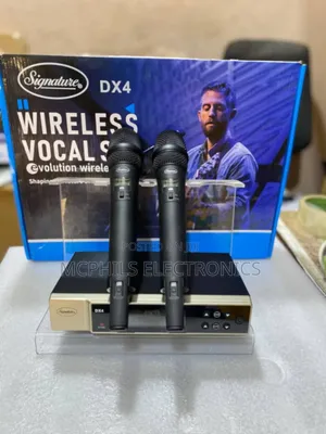Signature Dual Channels Handheld Uhf Wireless Microphone Dx4