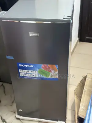 Superb Skyrun 160 Liters Refrigerator (Model BCD-160hc).