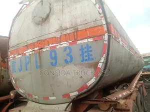 Truck Tank White 1998