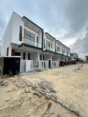 4bdrm Townhouse/Terrace in Ikota for sale