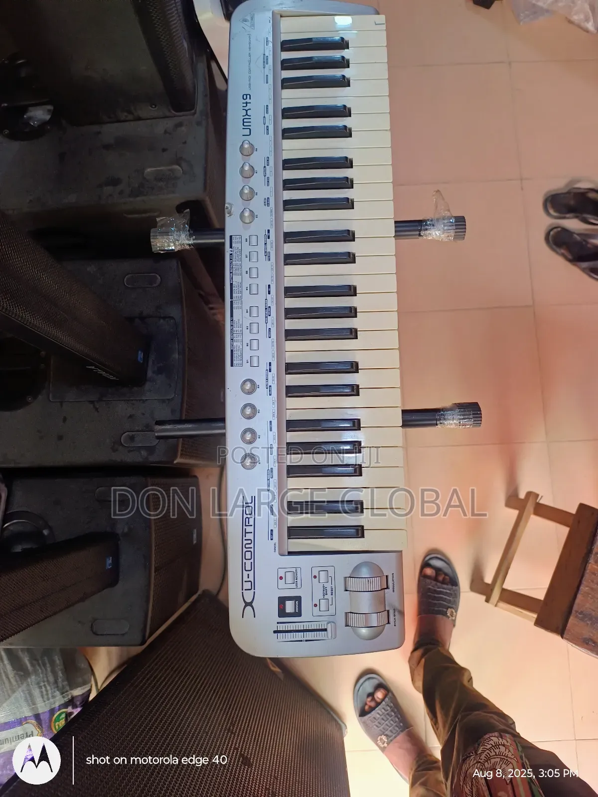 Behringer Unx49 Midi Controller