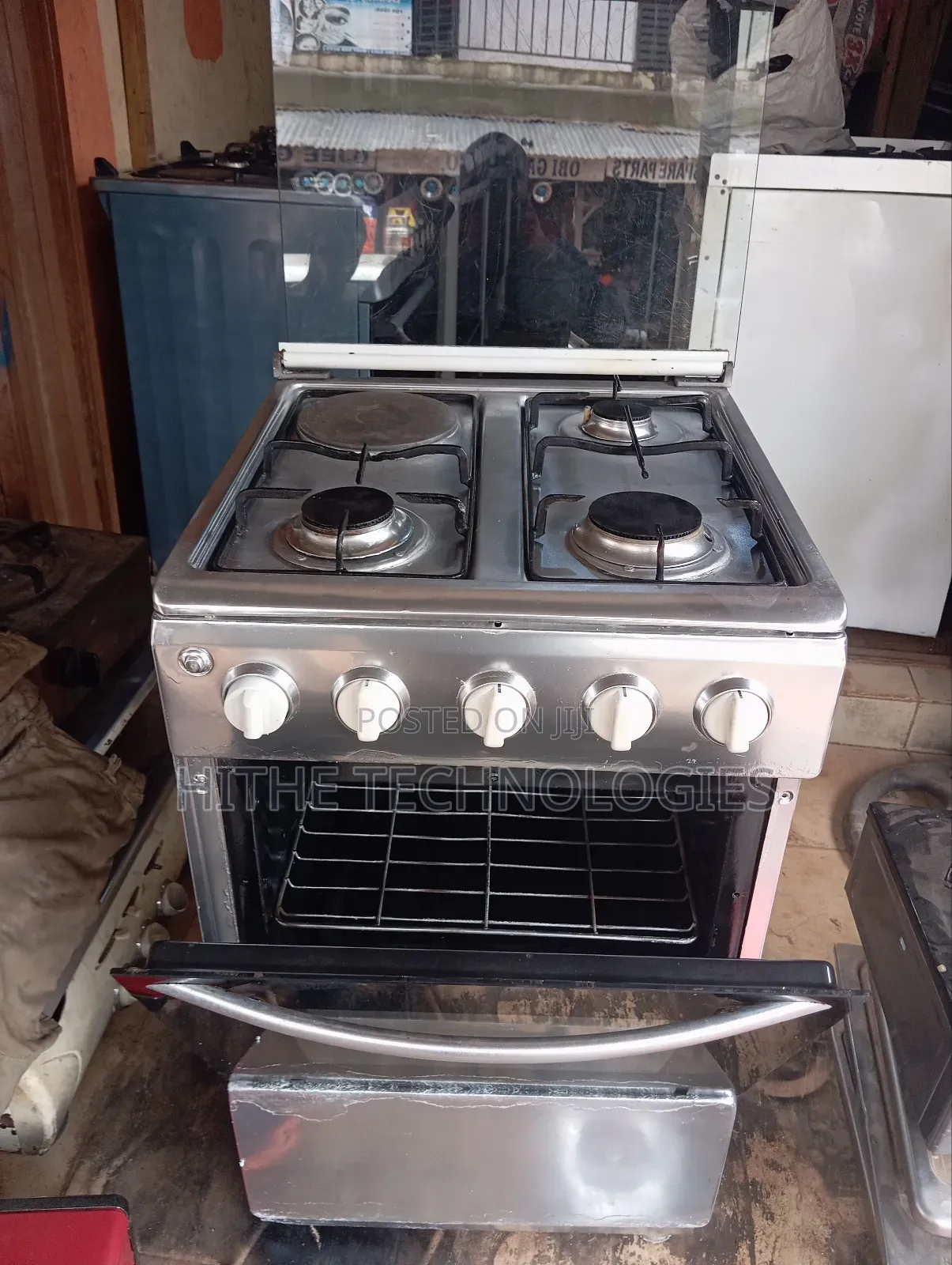 Pre-Owned Standing Gas Cooker