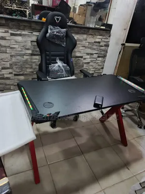 Quality Gaming Chair and Table