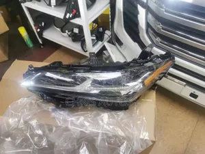 Replacement Headlight for Toyota Avalon 2025