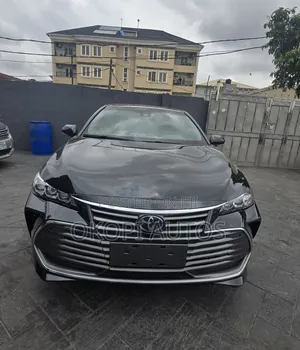 Toyota Avalon XLE 2021 Black