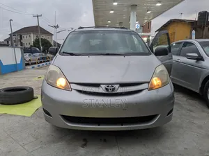 Toyota Sienna LE FWD 2006 Silver