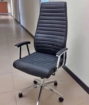 Office Swivel Leather Executive Chair