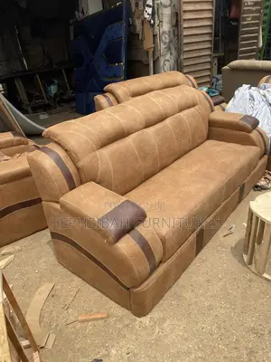 7 Seater Brown Multicolored Leather Sofa