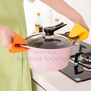 Silicone Pot Holder Available