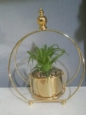 Decoration 🌺 Flowers With Gold Plated Vase