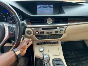Lexus ES 350 FWD 2014 Black