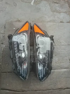 Head Lamp Hyundai Veloster 2018 Available