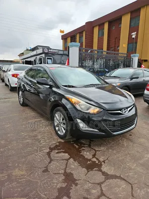 Hyundai Elantra SE Sedan FWD (1.8L 4cyl 6A) 2016 Black