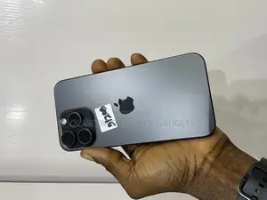 Apple iPhone 15 Pro Max 512 GB Black
