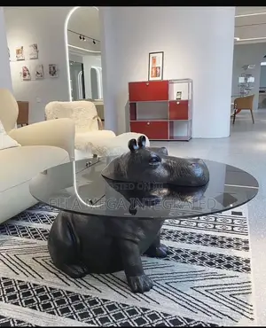 Hippotanus Center Table