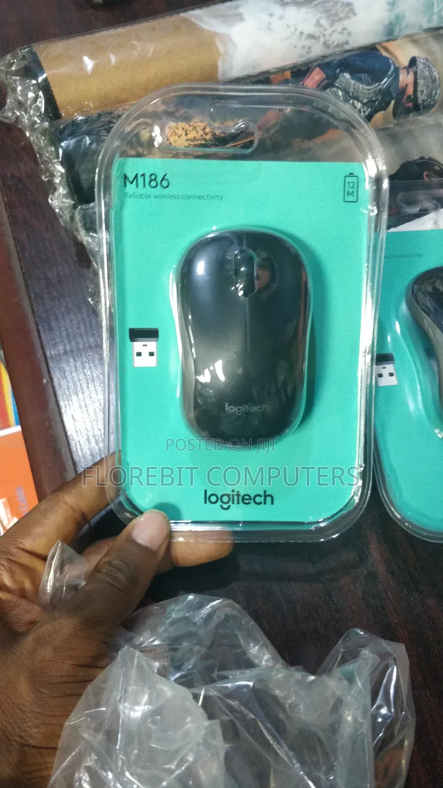 M186 Logitech Wireless Mouse
