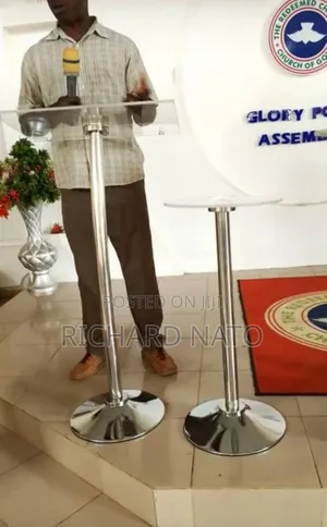 Acrylic Strong Pulpit Single Pole
