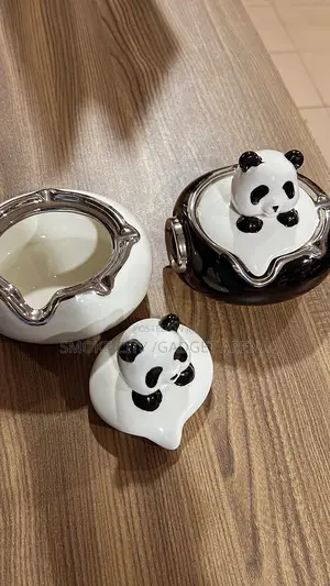 Classic Glass Ash Tray Available