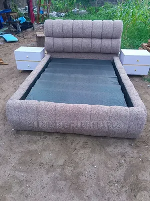 Quality 4.5x6 Bubble Bedframe