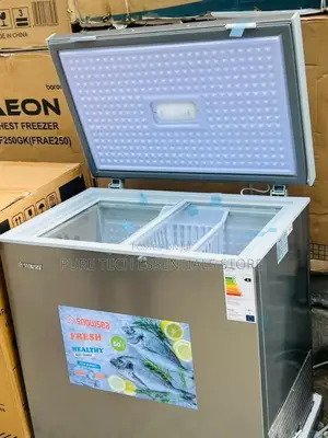 New Snowsea 200liters Chest Freezer With Inner Top Glass.