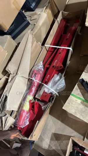 Engine Crane