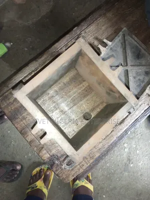 Cube Mould