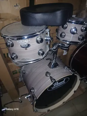 Pearl 5 Set Drum Roadshow
