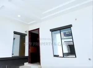 Furnished 4bdrm Townhouse/Terrace in Lekki for sale