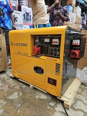 Lutina 10kva Diesel Soundproof Generator 3 Face 100%Copper