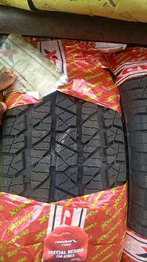 265/65r17 Roadx Tyre