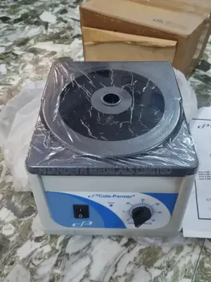 Centrifuge Cole-Parmer